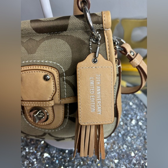 Coach 2011 Willis 70th Anniversary Limited Edition bag - Picture 4 of 15